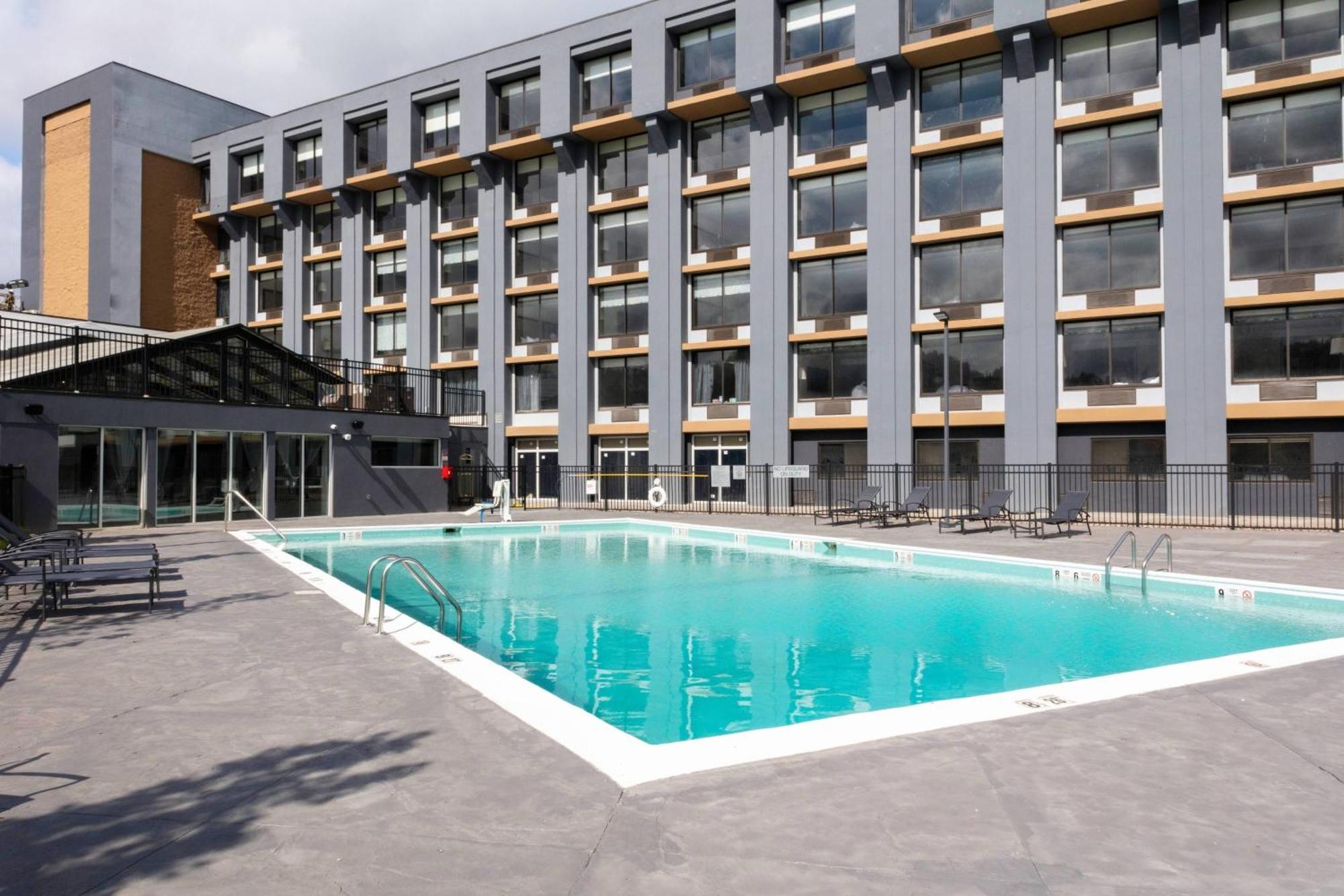 Fairfield Inn & Suites Springfield Enfield Eksteriør billede
